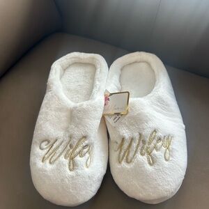 Icing White and Gold 'Wifey' Slippers